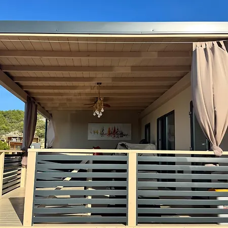 別荘 Perfect Day - Seaside Mobile House - 50 M From The Sea